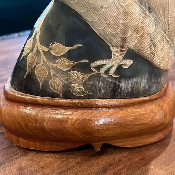 Beautiful OWL Sculpture - Thailand Folk Art - Carved Water Buffalo Horn! - Picture 3 of 8